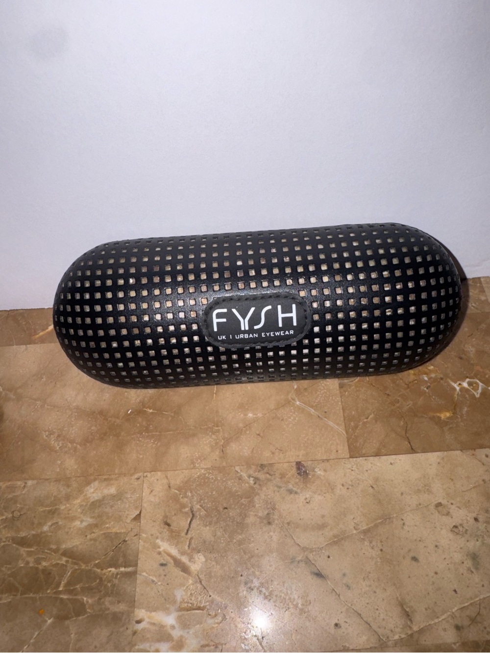 FYSH Black Textured Eyewear Case